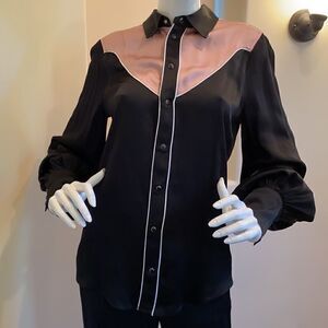 Wandering Womens Western Style Button Up